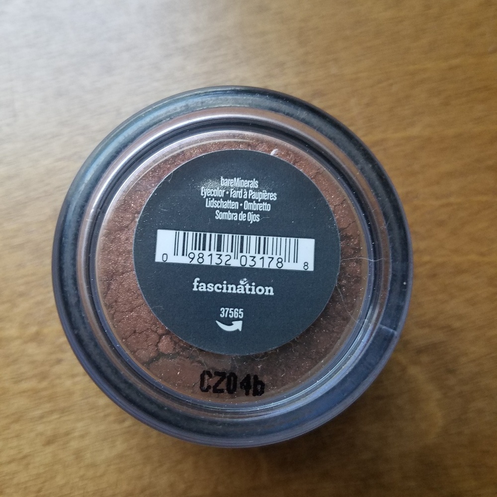 BareMinerals fascination eye shadow